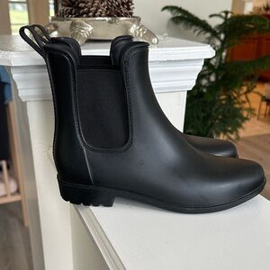 Black Ankle Rain Boots